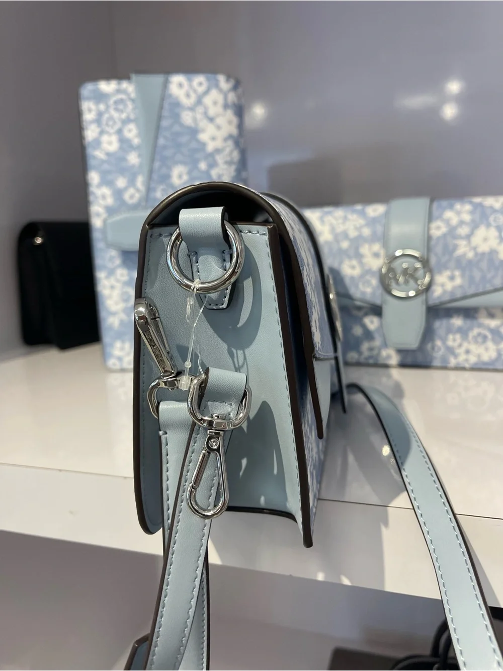 MICHAEL KORS Greenwich Md Printed Signature Logo Convertible Shoulder Pale Ocean